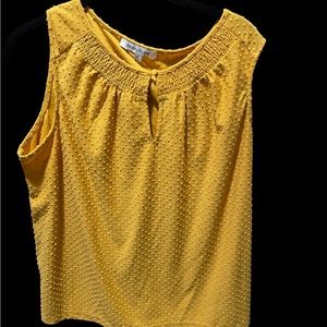 Rose and Olive yellow top XL